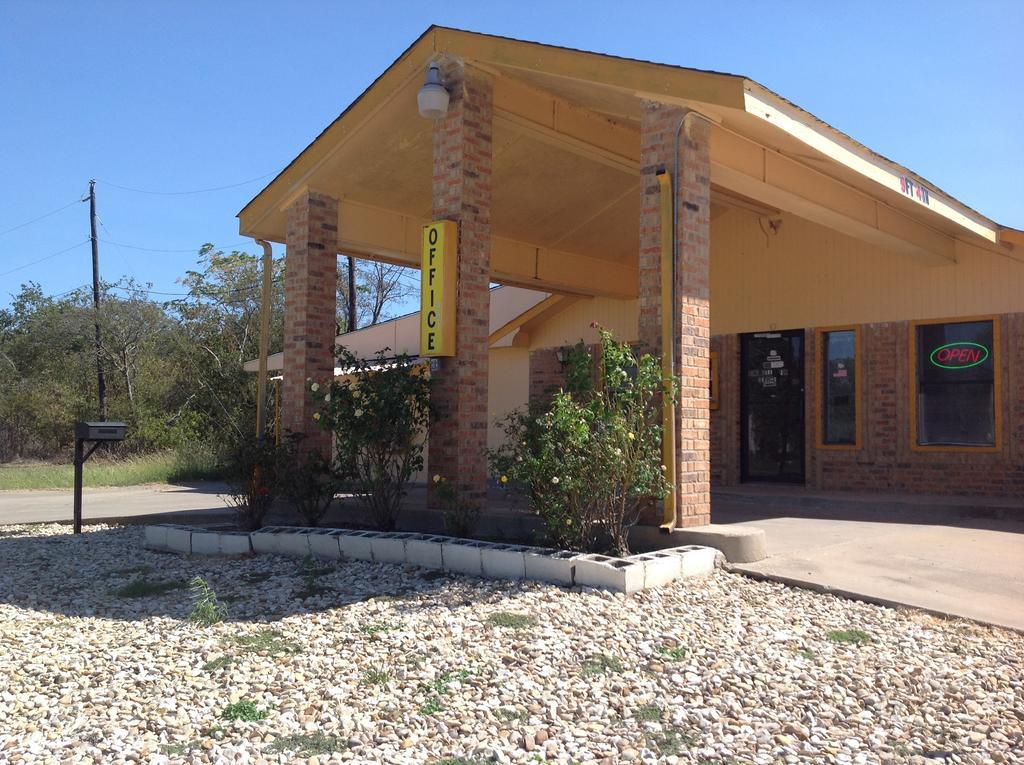 Hubbard Westworld Country Inn מראה חיצוני תמונה